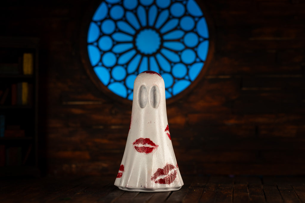 Ravenwood Manor Shop Collection - Kisses
